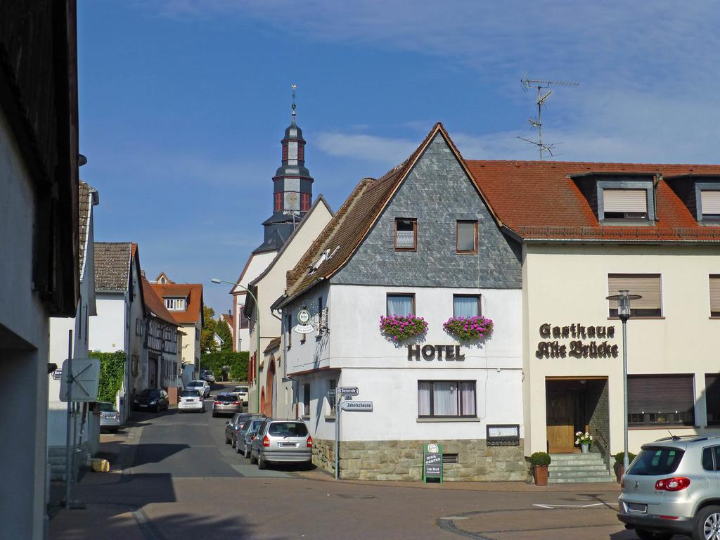 Hotel Alte Bruecke Бад-Хомбург-фор-дер-Хёэ Экстерьер фото